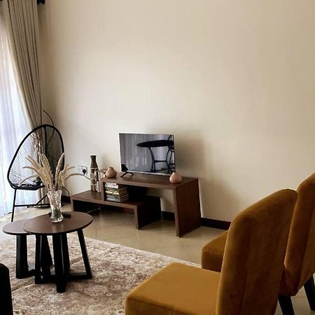 Cozy 2-Bedroom Apartment Within City Limits. Kampala Luaran gambar
